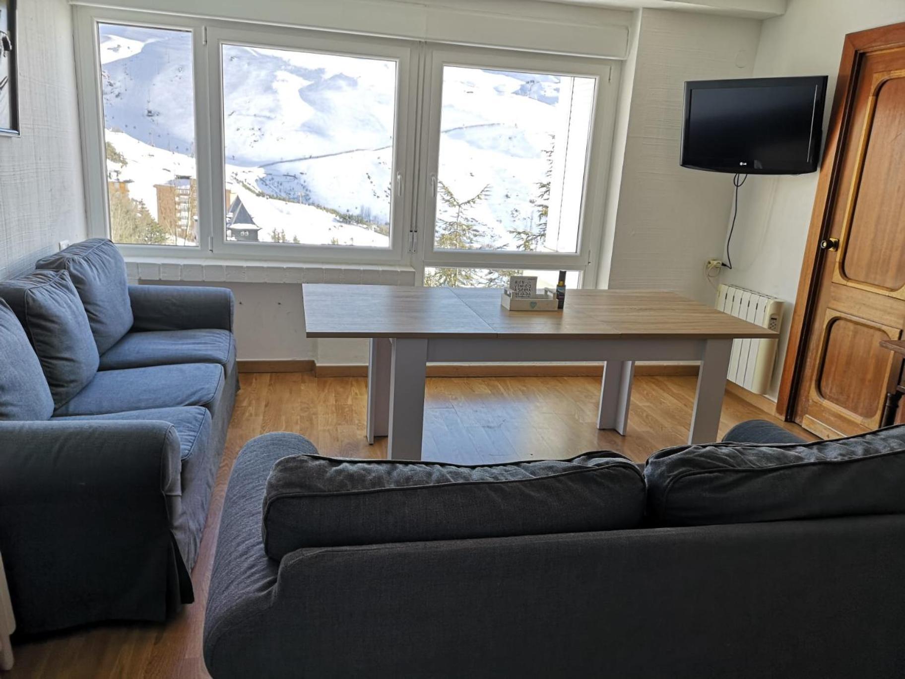Apartamento Penibetico 3 Dormitorios, 2 Banos, Vistas, Wifi Y Parking By Surynieve เซียร์ราเนบาดา ภายนอก รูปภาพ
